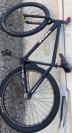 throne 29in black oil (trades/frame trades)