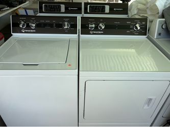 Like New Speed Queen Washer Dryer gas Set