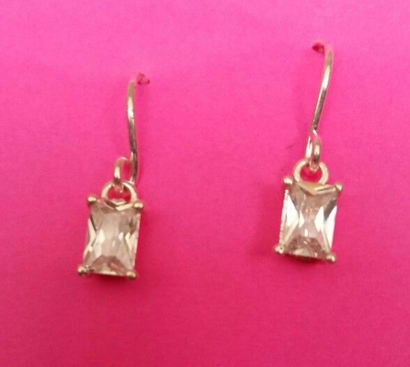 Sterling silver w/dangling gem earrings