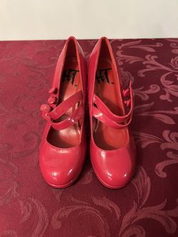 Hot Topic Heels Size 6