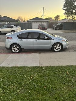 Chevrolet volt 2014