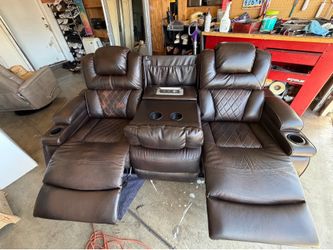 Genuine leather electric recliner !