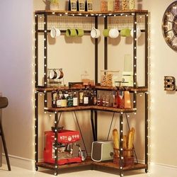 Corner Baker's Rack And Bar 