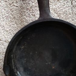 Unmarked BSR, #3, 6 5/8" Cast Iron Skillet; Century Series