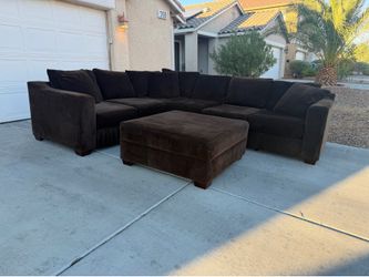 Brown Sectional Couch With Ottoman 🚚🚛 Free Delivery 🚚🚛