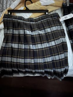 School Uniform-Plaid Pleated Skirt Size 14