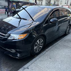 2014 Honda Odyssey EX FWD With