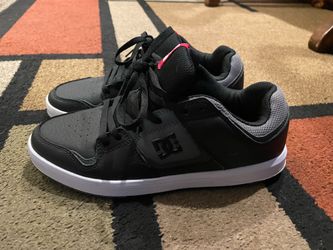 DC Men’s Shoes Size 7