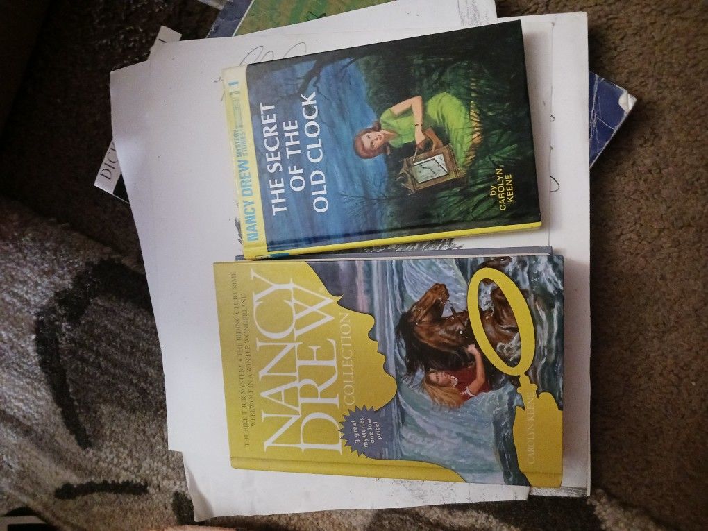 Nancy Drew Mystery Stories Book(s)