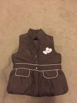 Girl's KIDS HEADQUARTERS brown puffer vest, size 6