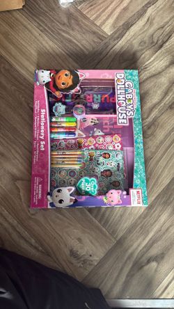 Gabby's Dollhouse