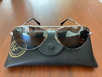 Authentic Ray-Ban Junior Aviator Sunglasses (Model: RJ 9506S)