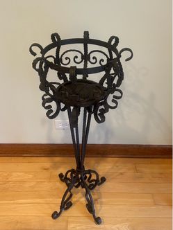 Iron Plant stand