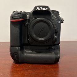 Nikon D7100 With Battery Grip Mb-d15