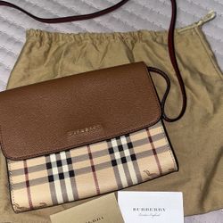 Burberry SM Loxley crossbody