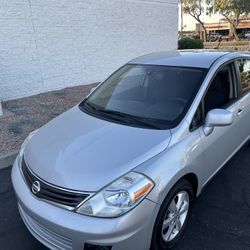 2012 Nissan Versa Automatic