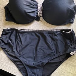 Black bikini Swim Suit Size Meduim/ Large