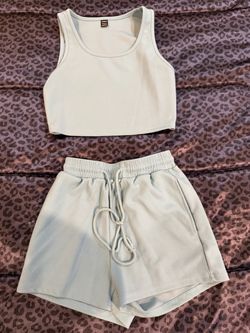 Light Blue Crop Top and Shorts Set SIZE M
