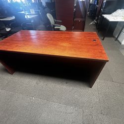 Office Desk