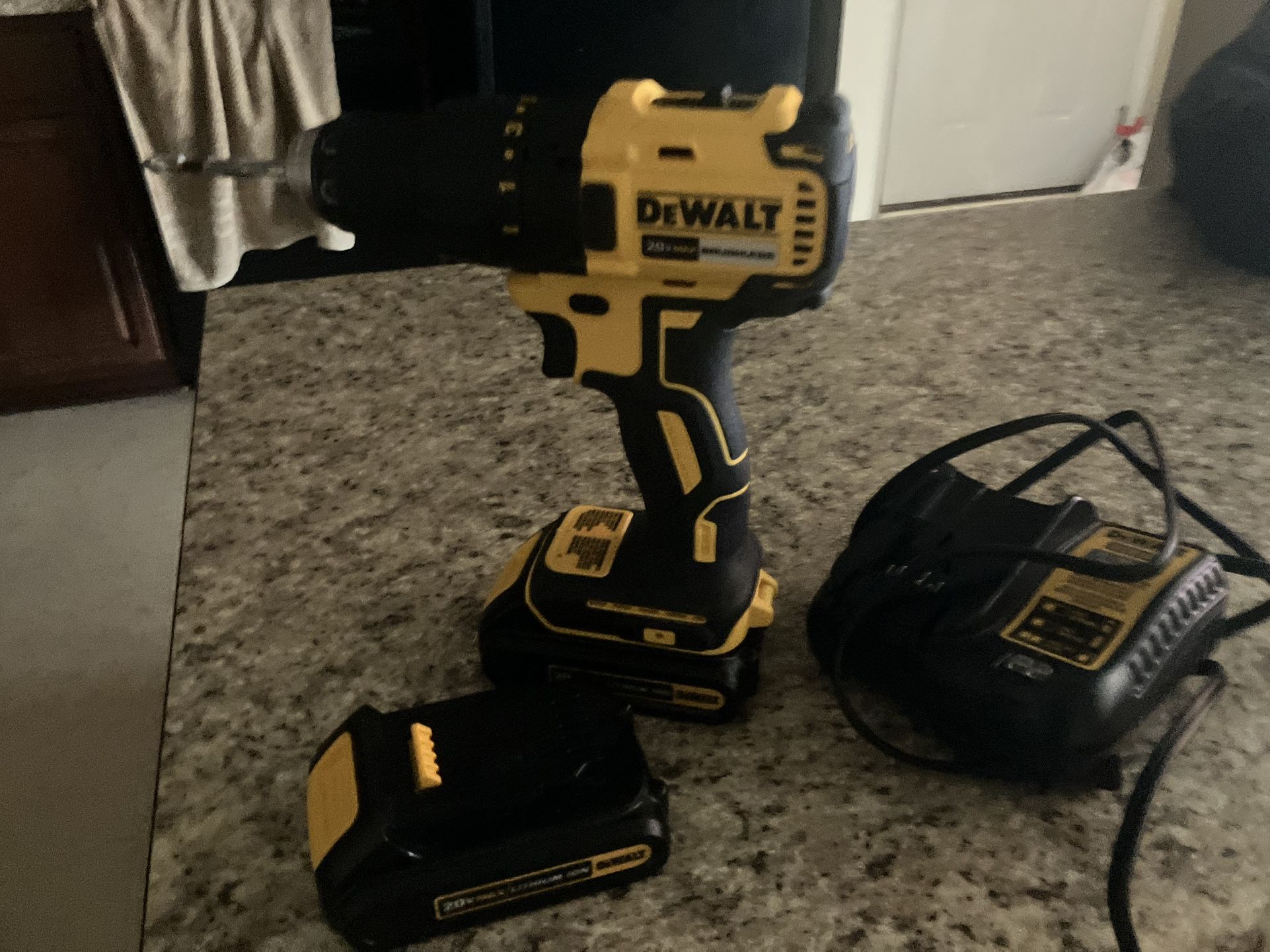 DEWALT 20v