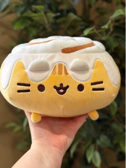 Like New Pusheen Cat Cinnamon Roll Plush