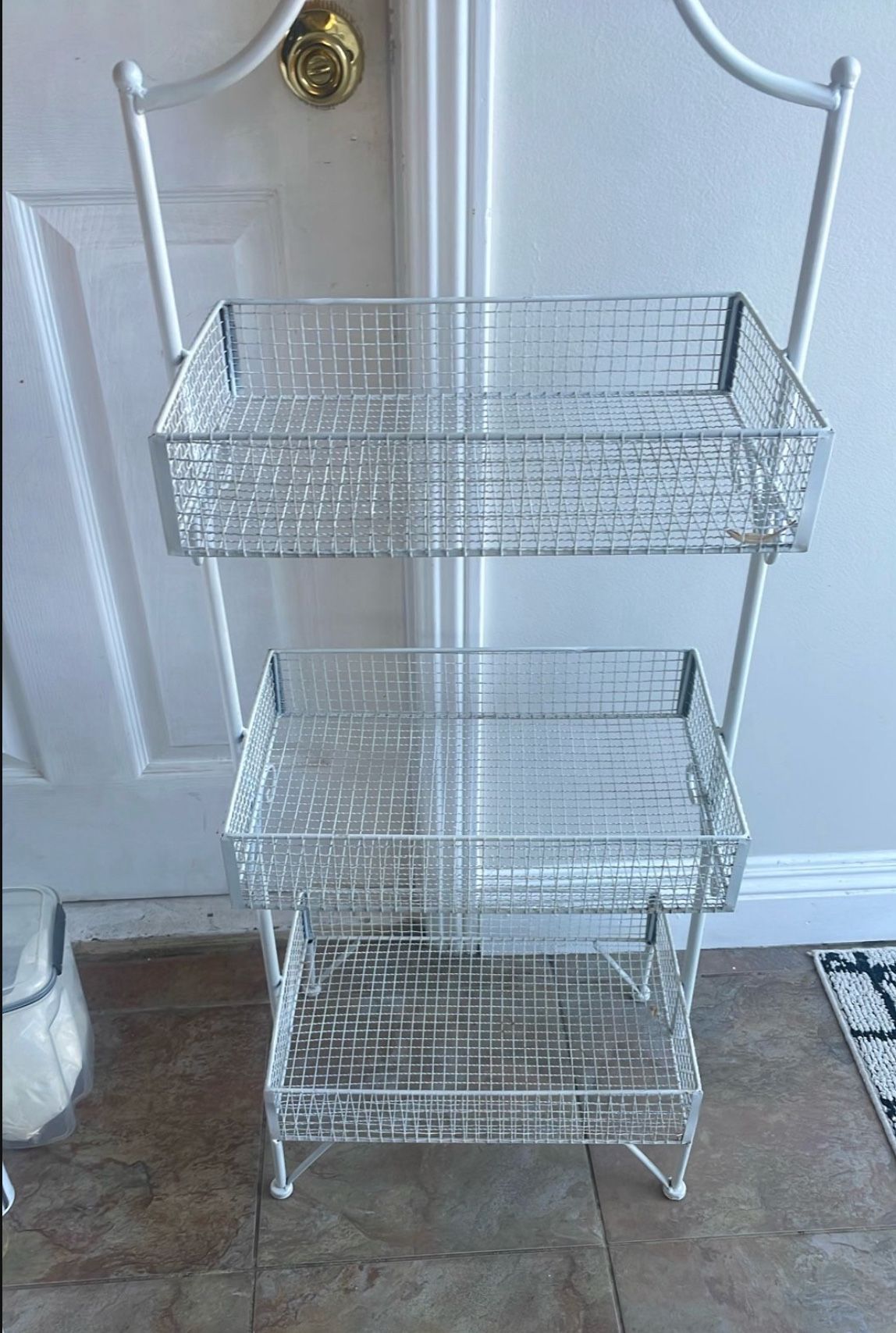 Must go today- Like New Kitchen cart 