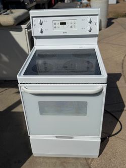 24” ELECTRIC STOVE