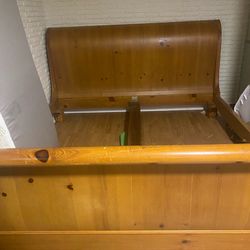 Baker milling king sleigh bed