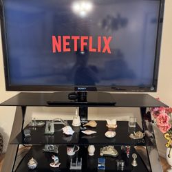 Sony Bravia TV With Roku 46 inch 