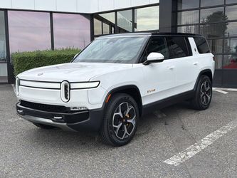 2024 Rivian R1S
