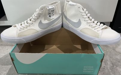 Nike SB BLZR COURT MID PRM SOU