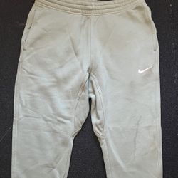  Nike Joggers 