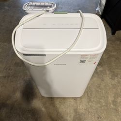 Frigidaire Portable Air Conditioner 