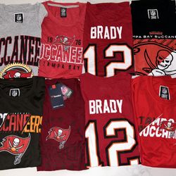 Tampa Bay Buccaneers Men’s T Shirts Size Large New 