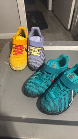Boys Tennis Shoes