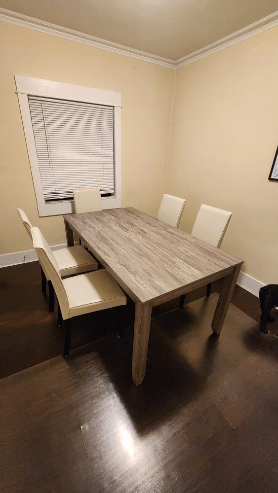 Dining Table 1500 OBO