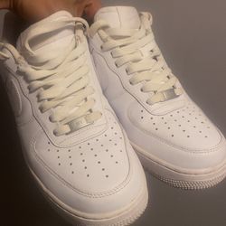 Air Force 1s size 9