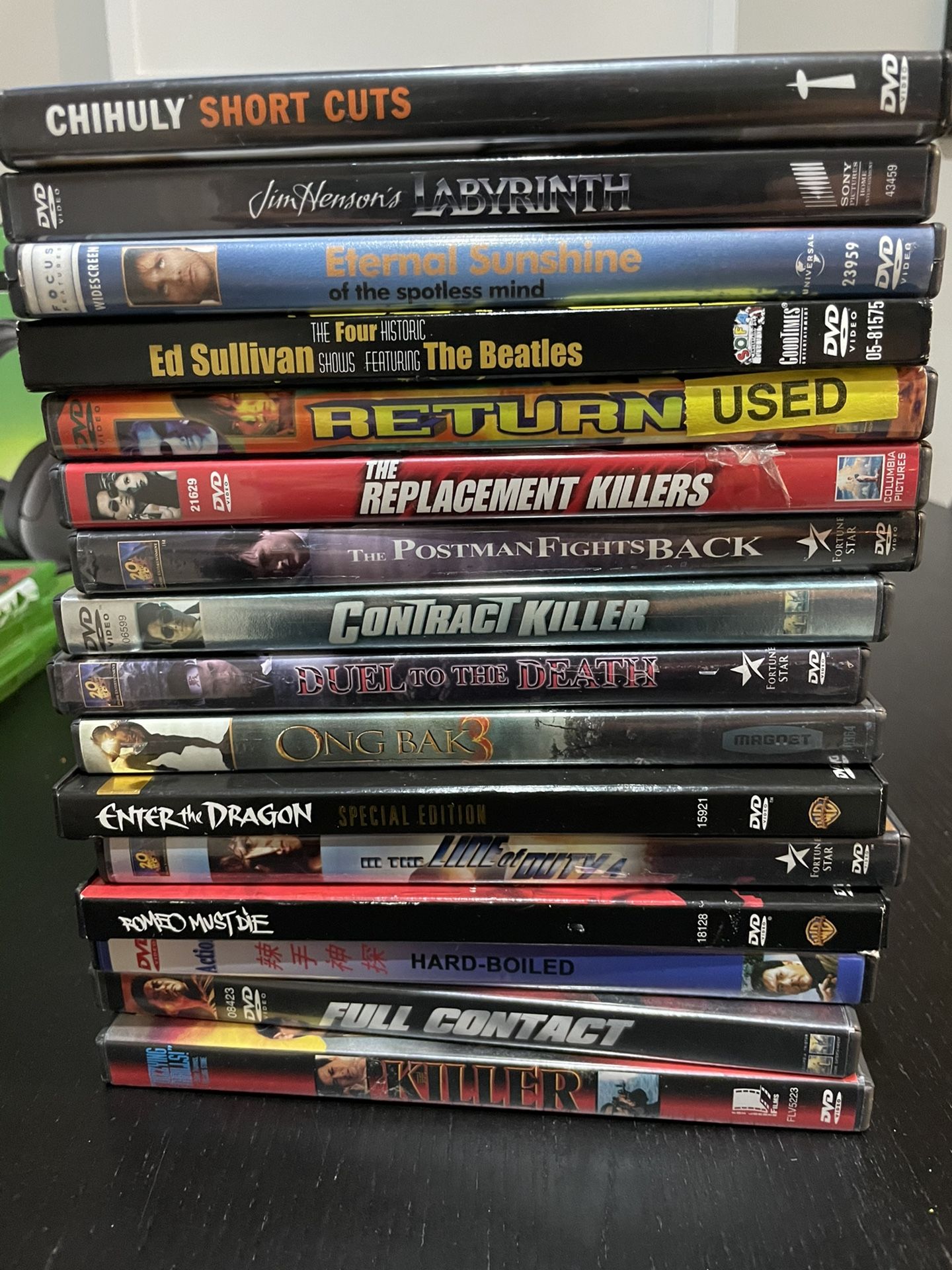 16 Dvds