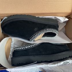 Tasman Black Uggs 