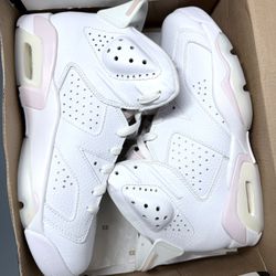 Jordan 6 “Gold Hoops” (no gold Hoops) Size: Womens: 8.5