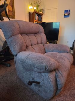 Rocker recliner swivel chair Super great condition