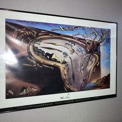 Salvador Dali Clock Explosion