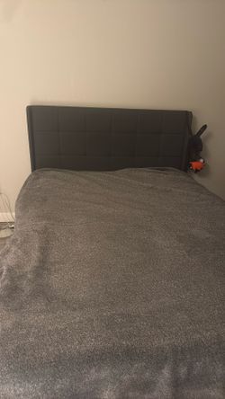 black mattress frame full size