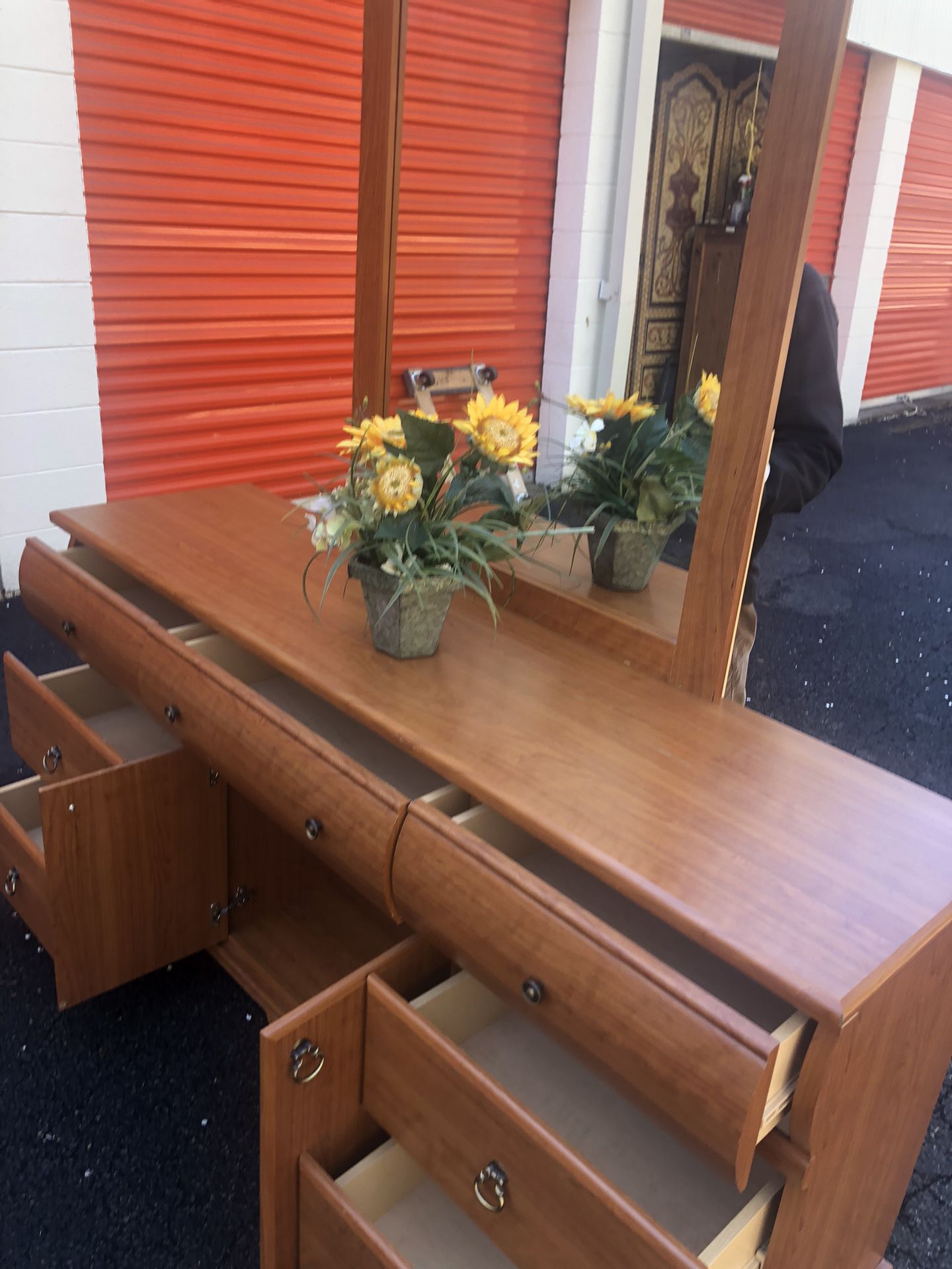 Modern Long Dresser With Big Mirror. Drawers Sliding Smoothly Great Confition
