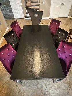 BACCARAT BLACK CROCODILE DINING SET