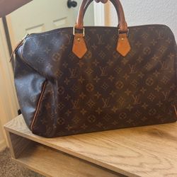 Speedy 40 Authethic Louis Vuitton