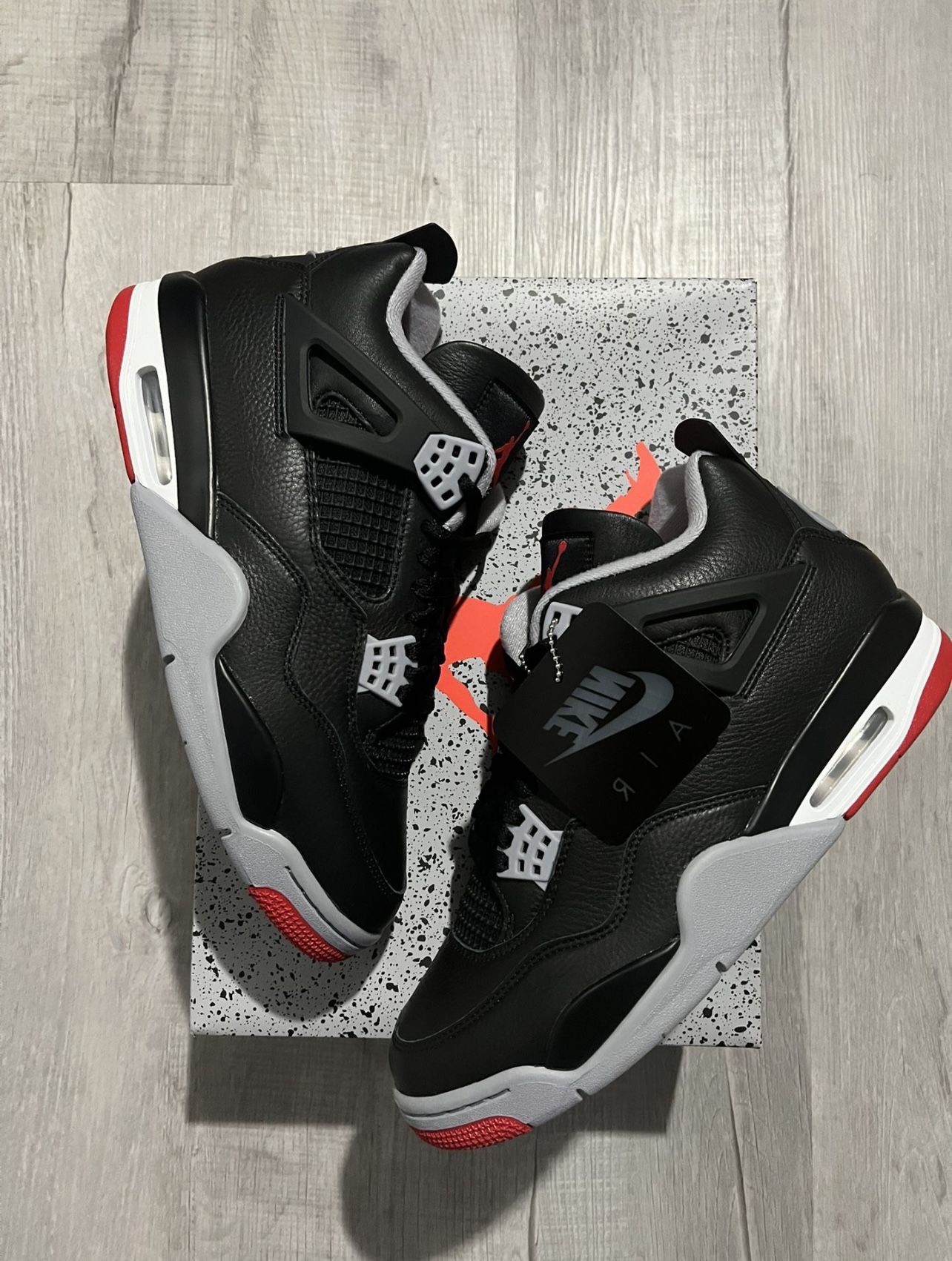 Jordan 4 Retro “Bred Reimagined ” Size 9.5 display picture 3