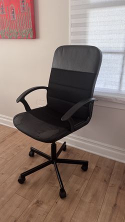 IKEA Swivel Office Chair - RENBERGET