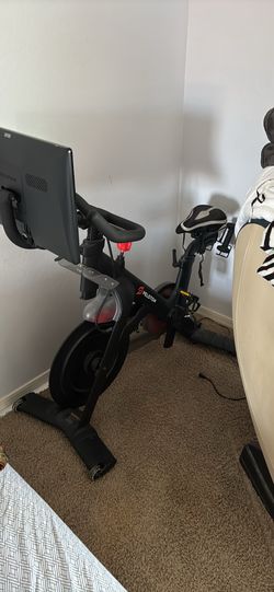 Peloton Bike