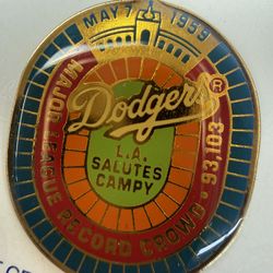 1959 4 F PIN #6 LARGEST CROWD 